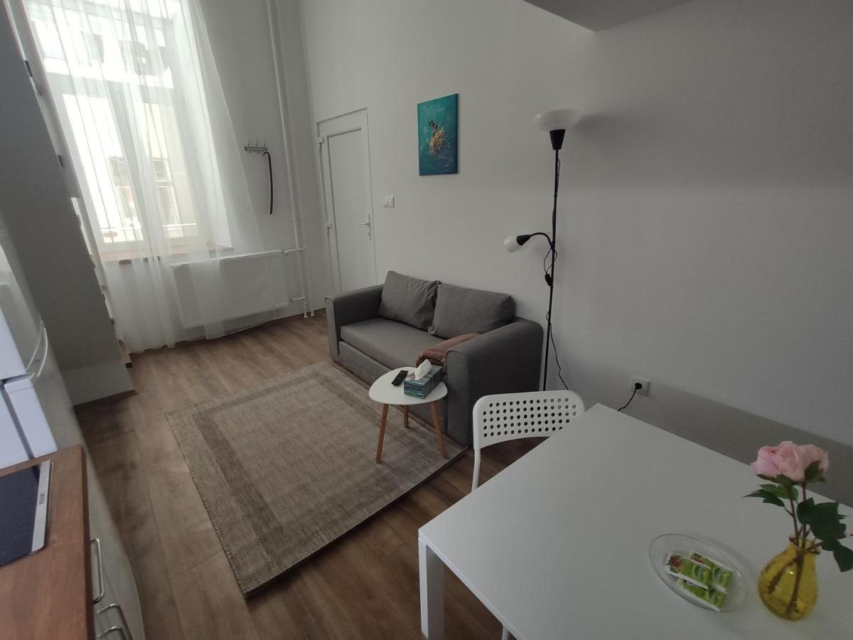 Kossuth Garden Apartment Debrecen Luaran gambar