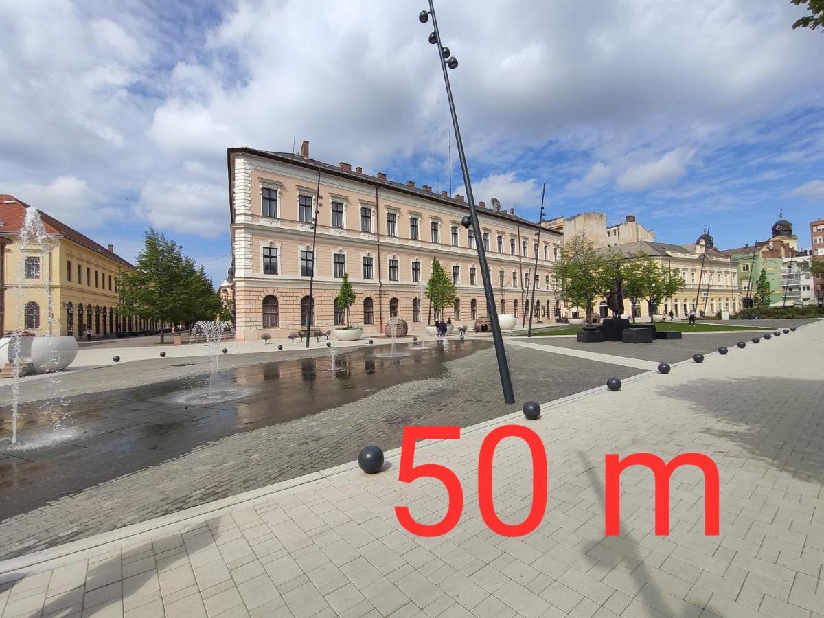 Kossuth Garden Apartment Debrecen Luaran gambar